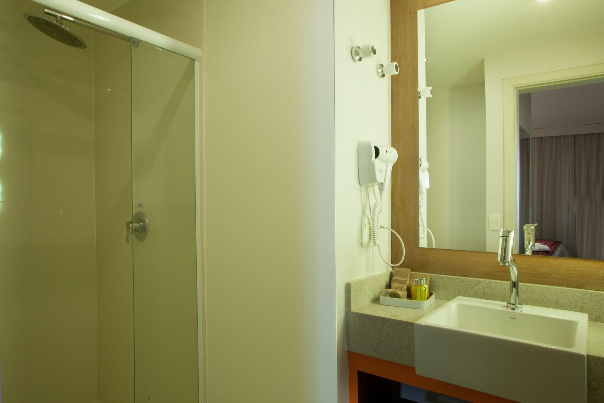 Quality Suites Alphaville Barueri Ngoại thất bức ảnh