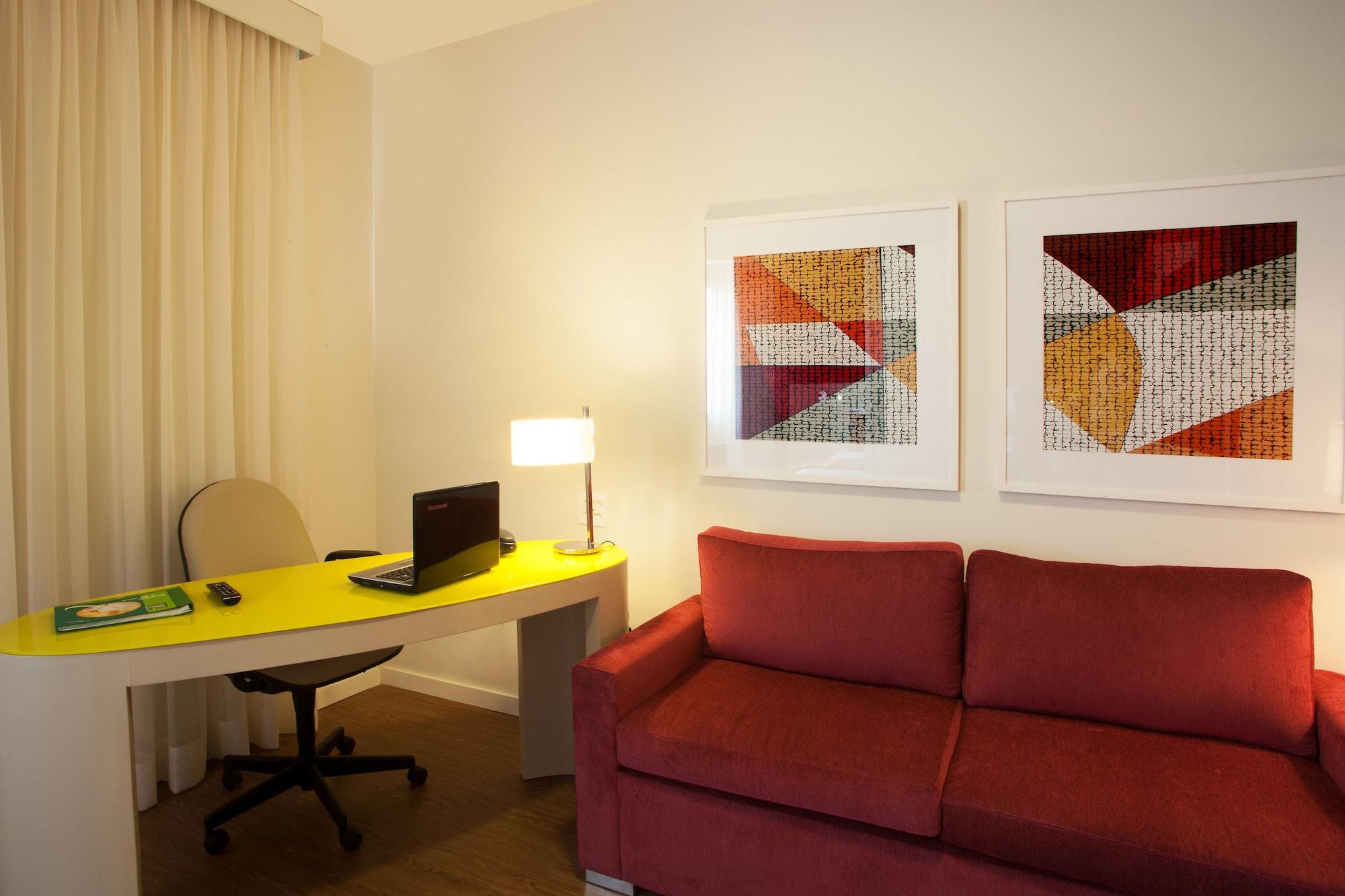 Quality Suites Alphaville Barueri Ngoại thất bức ảnh