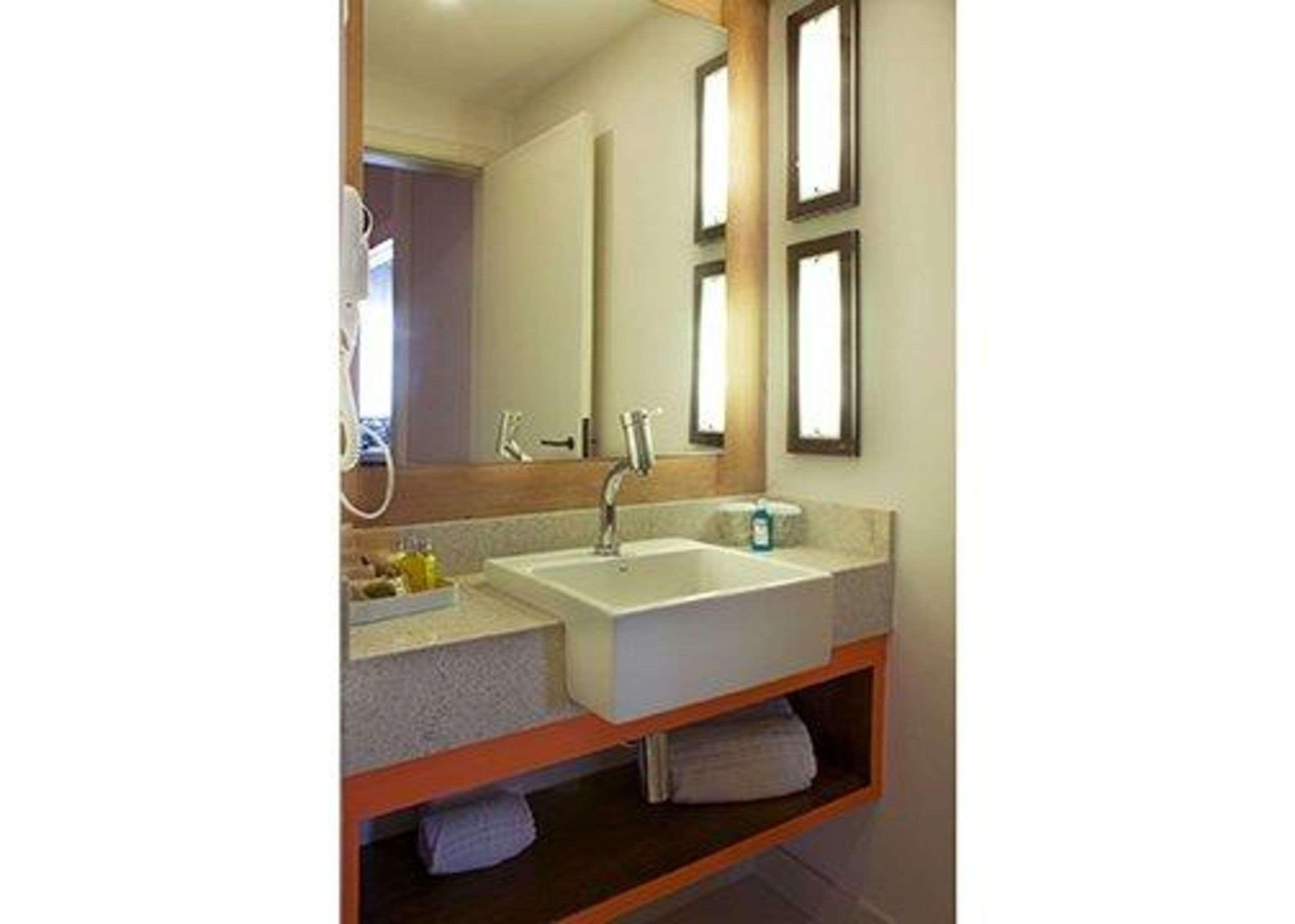Quality Suites Alphaville Barueri Ngoại thất bức ảnh