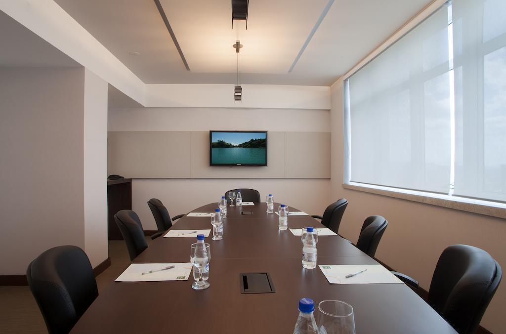 Quality Suites Alphaville Barueri Ngoại thất bức ảnh