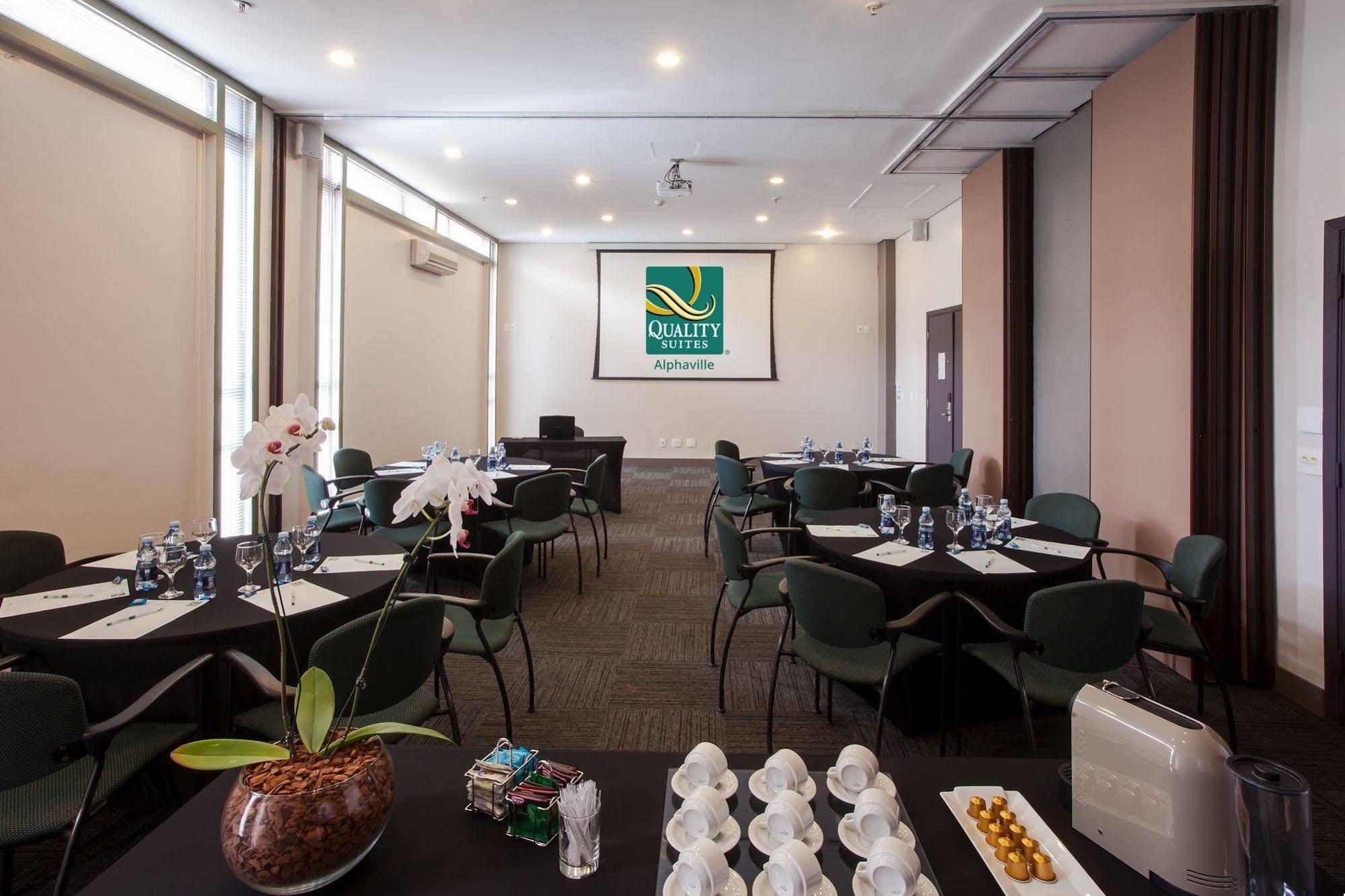 Quality Suites Alphaville Barueri Ngoại thất bức ảnh