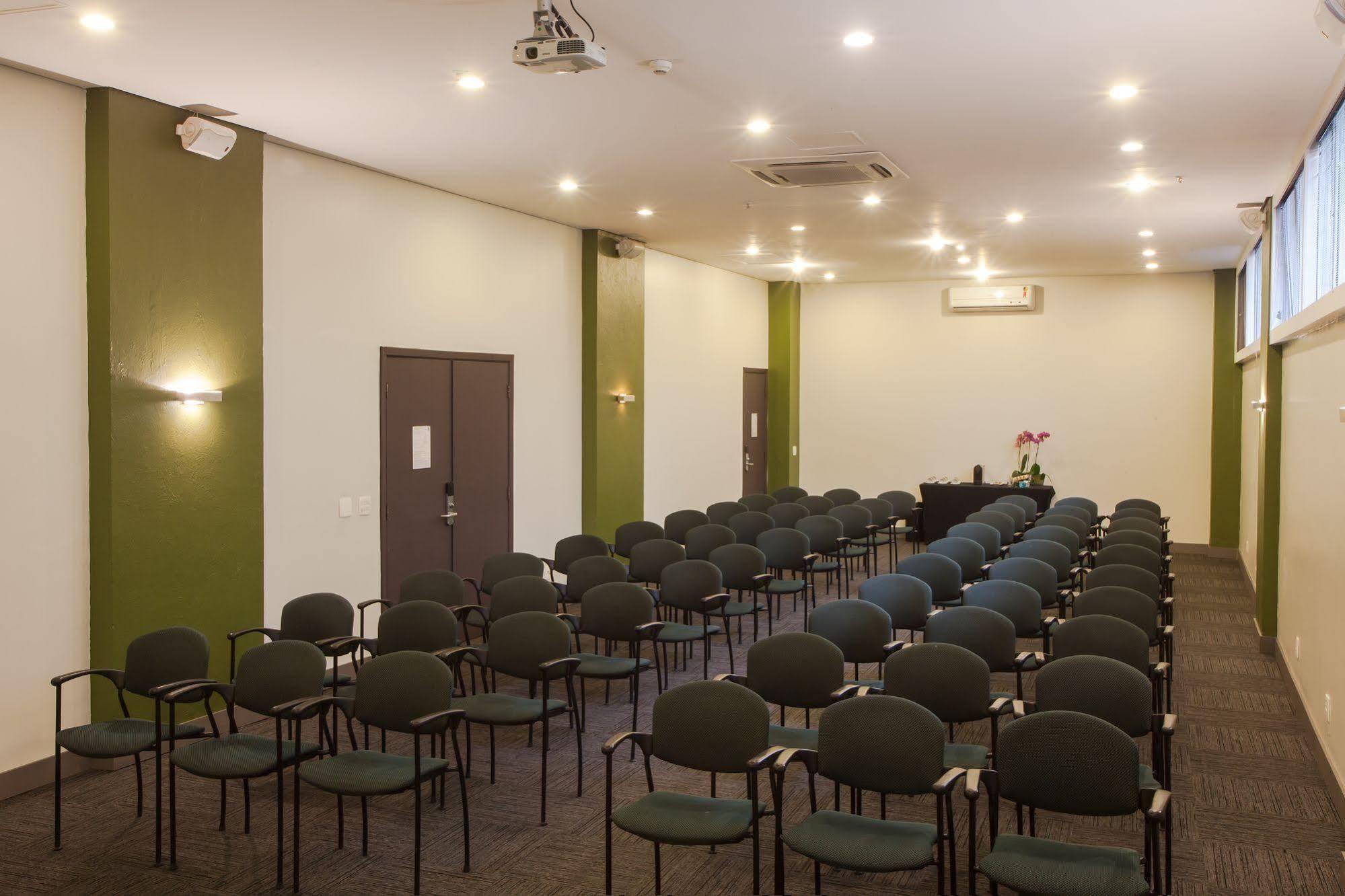 Quality Suites Alphaville Barueri Ngoại thất bức ảnh
